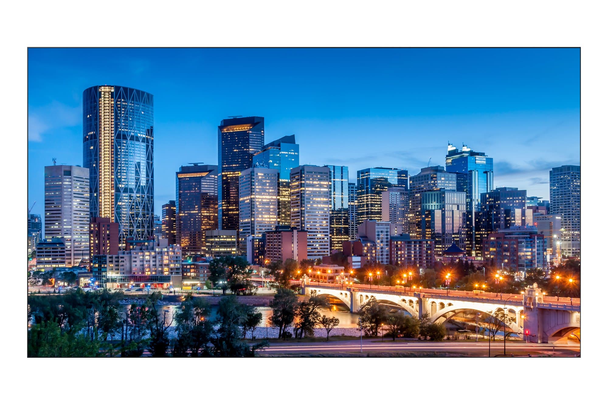 SAMSUNG SAMSUNG (VMC-E) VIDEO WALL, 55" LED FHD, 500NITS, DP, HDMI(2), LAN, 1.8MM BEZ, 24H/7D, 3YR LH55VMCEBGBXXY