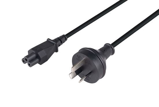Dynamix DYNAMIX 1M 3-Pin to C5 Clover Shaped Female Connector 7.5A. C-POWERNC1